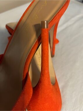 Anne Michelle Bright Orange Suede Slingback Stilettos